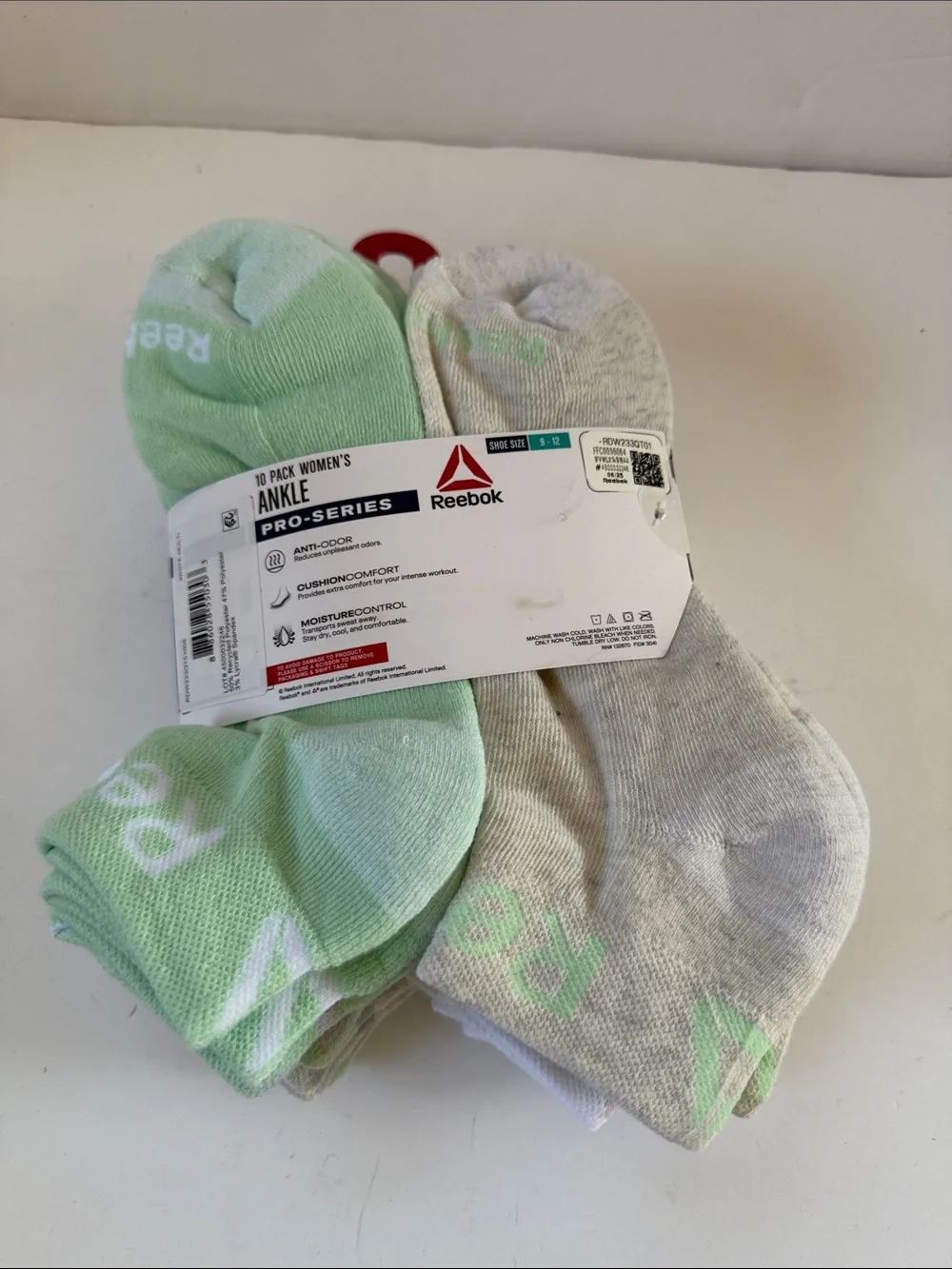 New Reebok Women’s 10 Pack Ankle Socks